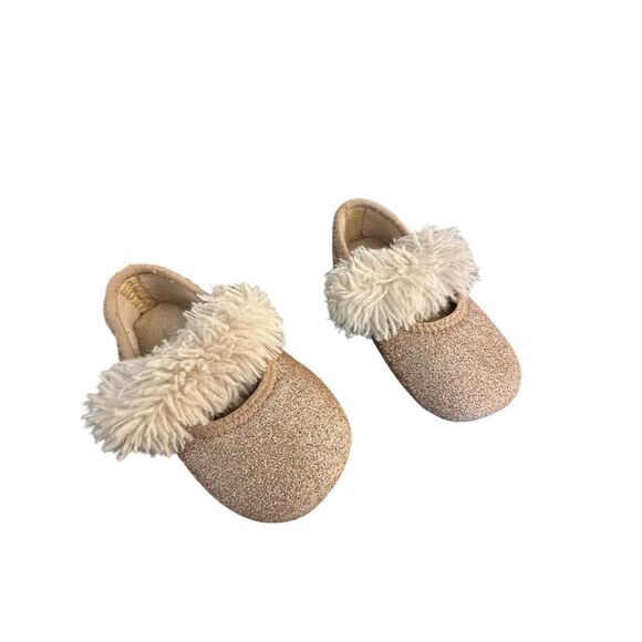 UGG Other - UGG Baby Gold Glitter Ballet Flats Faux Fur Lined Slip-On Shoes Size 4/5